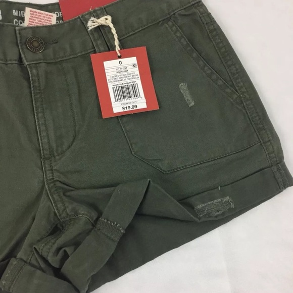 Mossimo Women’s Mid Rise Shorts - Picture 3 of 5